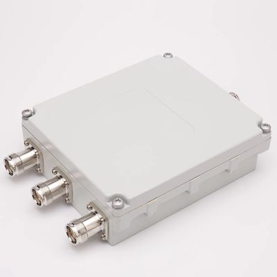 698-2700MHz 4.3-10-F DIN-F Penta-Band 低ピム RF コンビナー