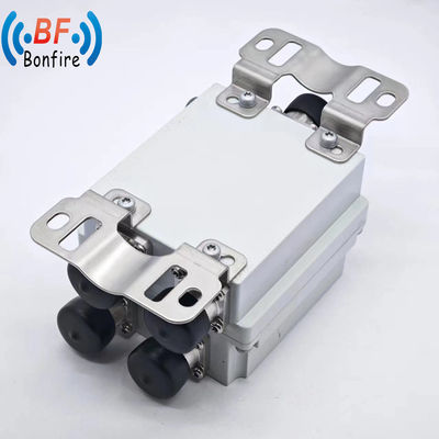 室内・室外 IP65 1710-2170MHz 2300-2690MHz RF信号ユニット 双帯ダブルクセラー コンビナー