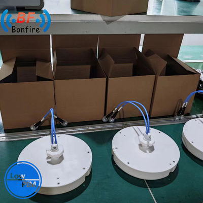 室内 12dBi Gain N 女性コネクタ 3300-4000MHz 5g LTE 室外部門パネルアンテナ