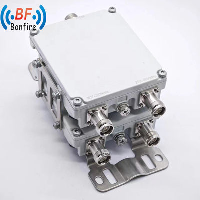 トリプレクサー 2300-2700MHz RF トリプルバンド コンビナー SMB 女性インターフェース 4.3-10 F / DIN-F / DIN F