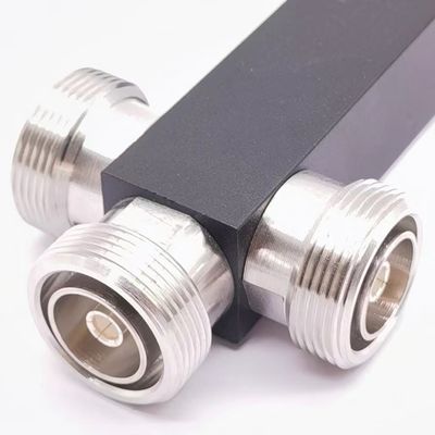 ウルトラワイドバンド 2/3/4 Way Low Pim 反応性高電源スプリッタ 698-3800MHz DIN F