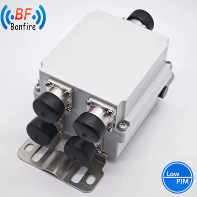 300W 4X2 ハイブリッドカップラー コンビナー 1710-2170MHz 2300-2690MHz IBs BTS パフォーマンスのN-F