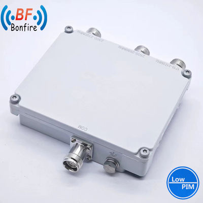 1710-2170MHz 2300-2690MHz ネットワークカバーのための低ピムコンビナー VHF UHFバンドデュプレクサー