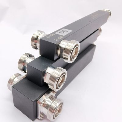 GFQ-0338-X3301 グレー/レッド/ブラック/DAS IBS 350-3800MHz用の2方向高電源スプリッター