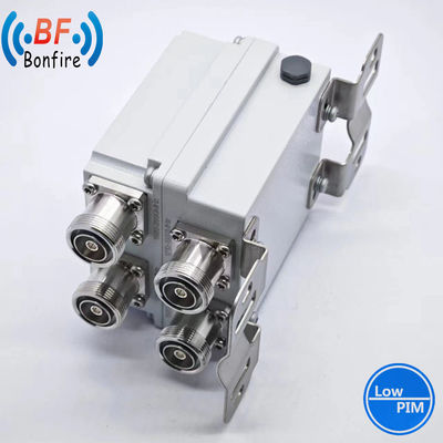 1710-2170MHz 2300-2690MHz トリプレクサー ラジオ周波数 トリバンド RF ローピム コンビナー SMA 女性