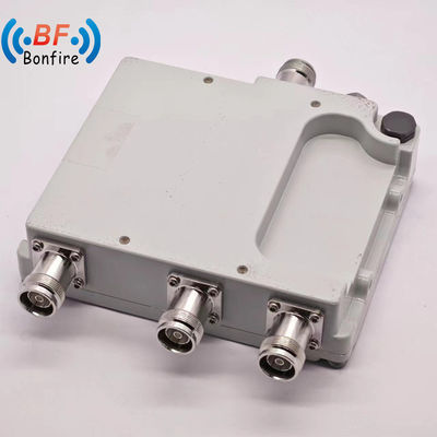 4X4 Low Pim 1710-1880 1920-2170 2300-2400 2500-2700MHz N 4.3-10 DINコネクタ グレー