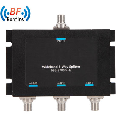 698-3800MHz 室内 4 Way ブロードバンド RF マイクロストライプスプリッタ NF 下のデータテーブルを参照