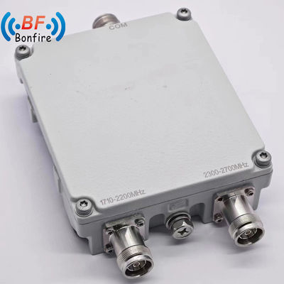 クアッドバンドコンビナー 5g マル RF コンビナー トリプレクサー 1710-1880 1920-2170 2300-2400 2500-2700MHz