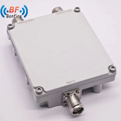 クアッドバンドコンビナー 5g マル RF コンビナー トリプレクサー 1710-1880 1920-2170 2300-2400 2500-2700MHz