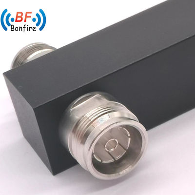 室内/室外 2 方向反応電源分割器 -160dbc IP65 350-3800MHz N 女性 グレー