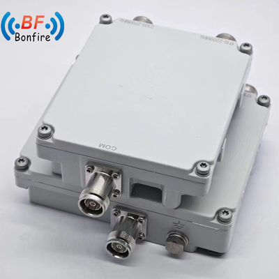 ツインディプレクサー 1710-1880 1920-2170 2300-2400 2500-2700MHz Aisg互換性のあるトリプレクサー