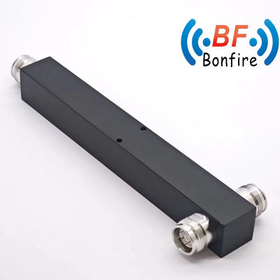 698~6000MHz RF ブロードバンド 2 Way 4.3~10 F 空間節約装置用 パワースプリッター