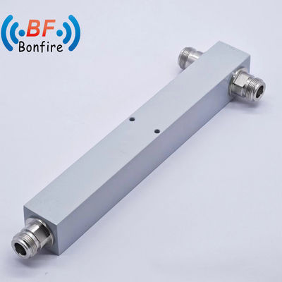 4.3-10 F インターフェイス 広域帯域 698-4200MHz Pim-160dbc IP67用のRF 消極電源分割器
