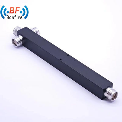 レッド 698-4200MHz -160dbc IP65 4.3-10 女性空洞 3 Way パワースプリッター Ibs と Das