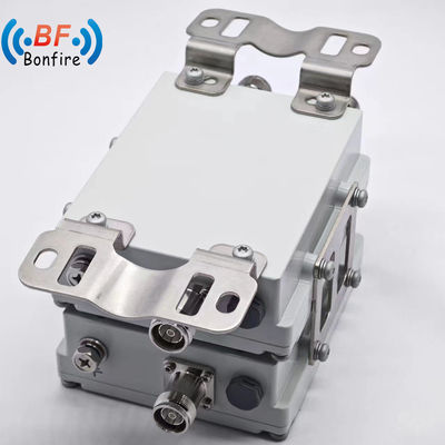 150W RFディプレクサー 4.3-10 女性接続器 698-960 1710-2170 1920-2710 2300-2400 2500-2700MHz