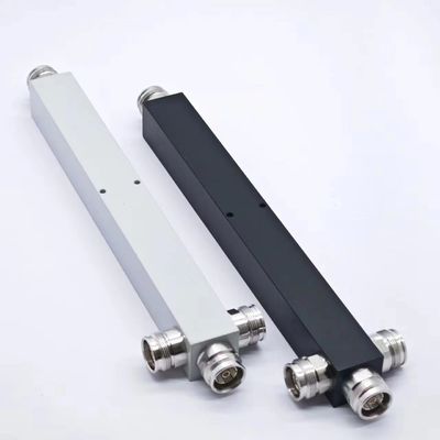 カスタマイズ グレー 698-4200MHz 5G N 女性 3 Way Power Splitter お客様の要求に応える