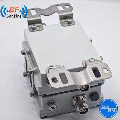 4.3-10f DIN-F トリプレクサー RF コンビナー 200W 2300-2400 2500-2700MHz N 女性コネクタ