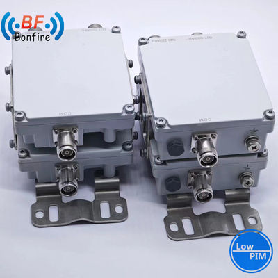 2300-2400 2500-2700MHz RF コンビナー -155dbc 300W トリプレクサー RF ディプレクサー