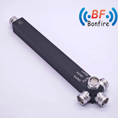 4 Way 反応電源分割器 4.3-10 建物内用 女性 Das 617-4000MHz