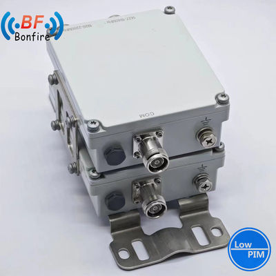 RFフィルターコンビネーター トリプレクサー RFディプレクサー 2300-2400 4 N 女性コネクタ付き 2500-2700MHz