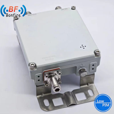ソリューション 1710-1880 1920-2170MHz トリプレクサー RF ディプレクサー RF マルチプレクサー コンビナー