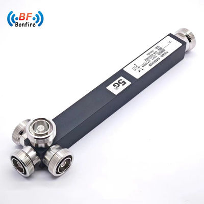 グレー 2 Way Splitter 2400-6000MHz DIN-F 黒 カスタマイズされたパッケージ 総重量 0.510kg