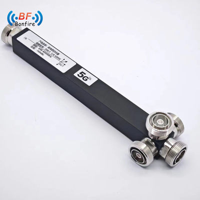 インターフェース N-F/DIN-F/4.3-10-F グレー/レッド/ブラック/カスタマイズされた電源分割器 5000~6000MHz