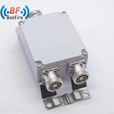 200W 2500-2700MHz 3-40dB RF コンビナー DIN コンネクタ RF コアキシャル減声器