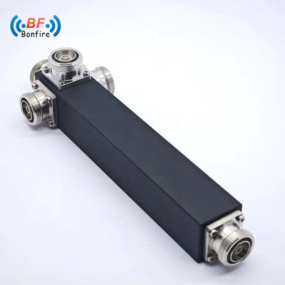 ブロードバンド周波数分割器 RF パワースプリッタ N 女性 5000~6000MHz周波数範囲