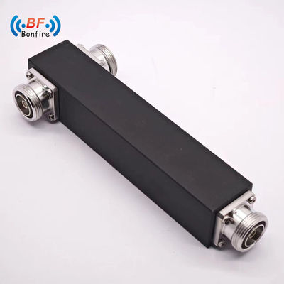 VHF UHF パワーディバイダー 5000~6000MHz インターコン通信システムのためのN-女性インターフェース