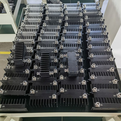 ハイブリッド・コンバイナー ハイブリッド・カップラー 2 in 1 617-3800MHz N-F 高出力のアプリケーション
