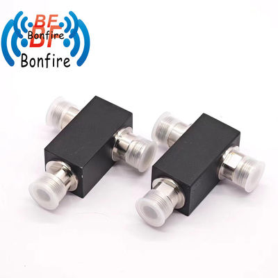 OEM/ODM 2 Way Power Splitter Combiner GFQ-XXXXXX 通信システム 617-4000MHz 向け