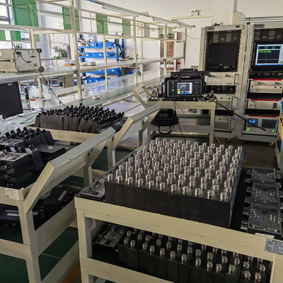 パッケージ 総重量 2,000kg 2 in 1 ハイブリッド コンビナー クープラー 4.3-10 F 内外 IP65