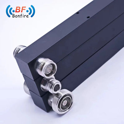 OEM/ODM 617-4000MHz SMA 女性 2 Way アンテナ ワイヤレスカバーのためのパワースプリッター