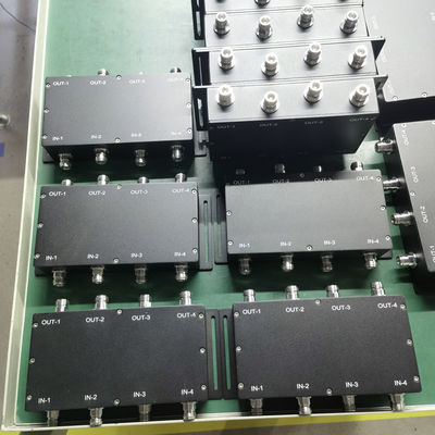 698-3800MHz ハイブリッドカップラー 2 in 2 アウト in ビルディング Das DIN-F ブラックグレー カスタマイズ