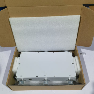 オーダーメイド 698-3800MHz 3 in 3 アウト 無線電信ハイブリッドカップラー 黒