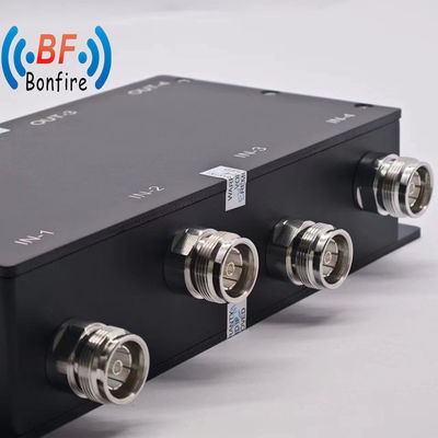 4 in 4 out 200W IP60 N 女性 3dB ハイブリッド カップラー 698-3800MHz 室内・室外 グレー