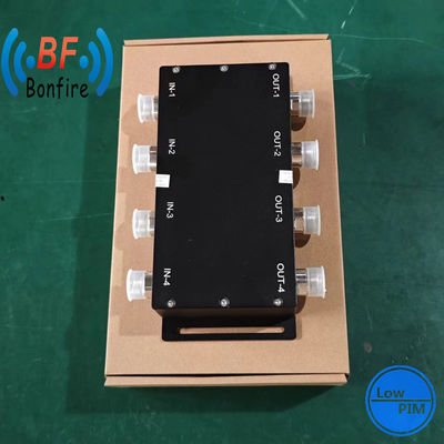 4.3-10-F/DIN-F/N-F カップラー VHF 148-174MHz シグナル結合のための4イン1ハイブリッドコンバインダー