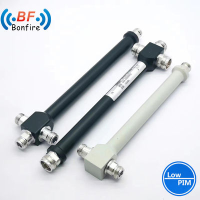GFQ-XXXXXX 2 Way Power Splitter 350-3800MHz 1W SMA 女性 通信システム用