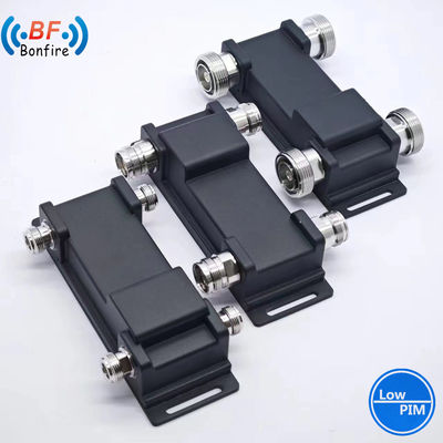 N-F/4.3-10-F/DIN-F コンビナー 380-3800MHz RF ブロードバンドハイブリッド カップラー 4 in 4 out 4.3-10 タイプ