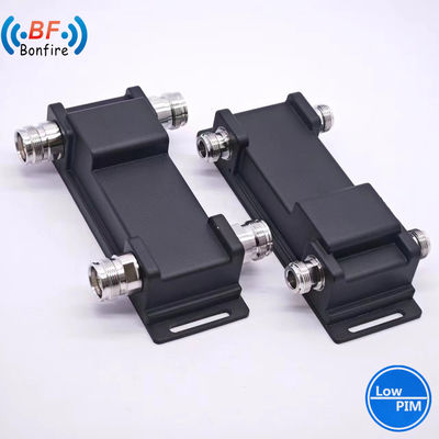 4.3-10-F/DIN-F/N-F 698-4000MHz 高電力低ピム RFハイブリッドカップラーハイブリッドコンビナー