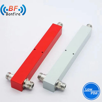 ベースステーション用のカスタマイズされたRF 2 Way Power Splitter 10W 350-3800MHz 4.3-10-Fコネクタ