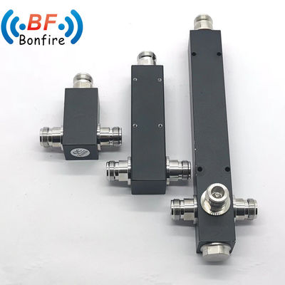 350-3800MHz RF 2 Way パワーディバイダー/スプリッタ 50W SMA 女性コネクタ 1 入力 2 出力 高隔離