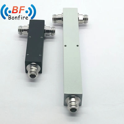 10W RF パワーディバイダー/パワースプリッタとSMA 女性コネクタと幅広い周波数範囲