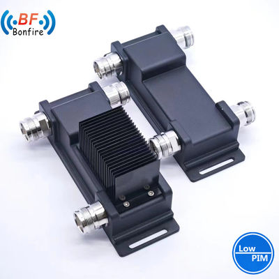 5G 4X4 ハイブリッド カップラー RF ブロードバンド マトリックス ハイブリッド コンビナー 4.3-10 女性 DAS 698-4000MHz
