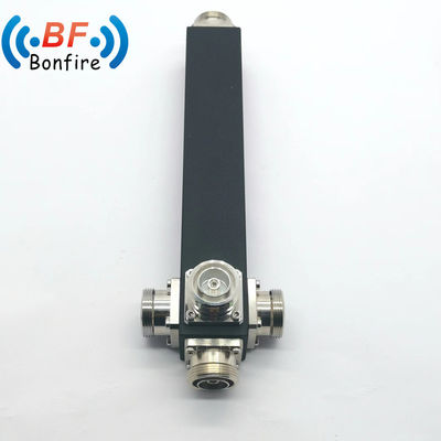 2 Way SMA-Female パワーディバイダー RF パワースプリッタ 350-3800MHz カスタマイズされたパッケージサイズ