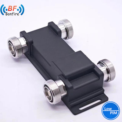 698-4000MHz 3dB 2X1 ハイブリッドカップラー 低ピム 2 in 1 ハイブリッドコンビナー 4.3-10 女性