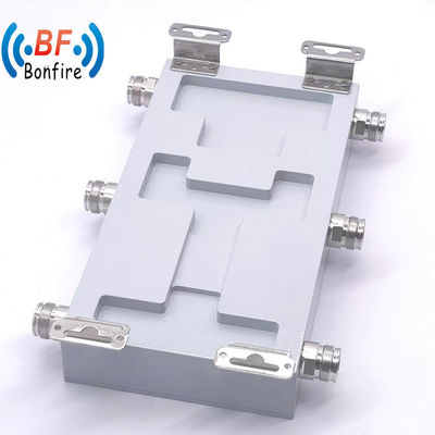 698-4000MHz 3X3 ハイブリッド コンビナー 低ピム -153dbc 3 in 3 アウト ハイブリッド カップラー Ibs Das