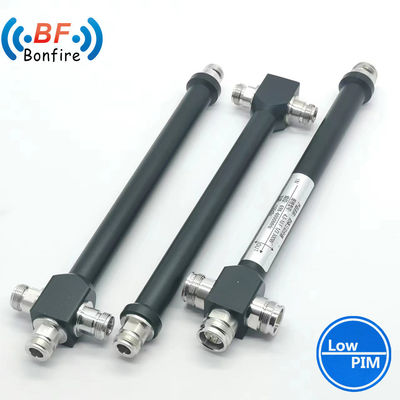 ブラックマイクロ波電源分割器 0.5-6GHz 2 方向 RF 電源分割器