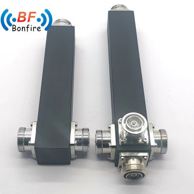 300W 698-3800MHz 4.3-10 女性 3 Way 5g RF パワースプリッター IBs プロジェクト レッド